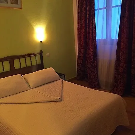 Résidence De Bruxelles 2* Parigi