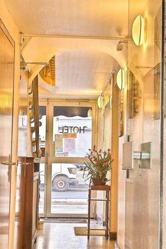 De Bruxelles 2* Paris